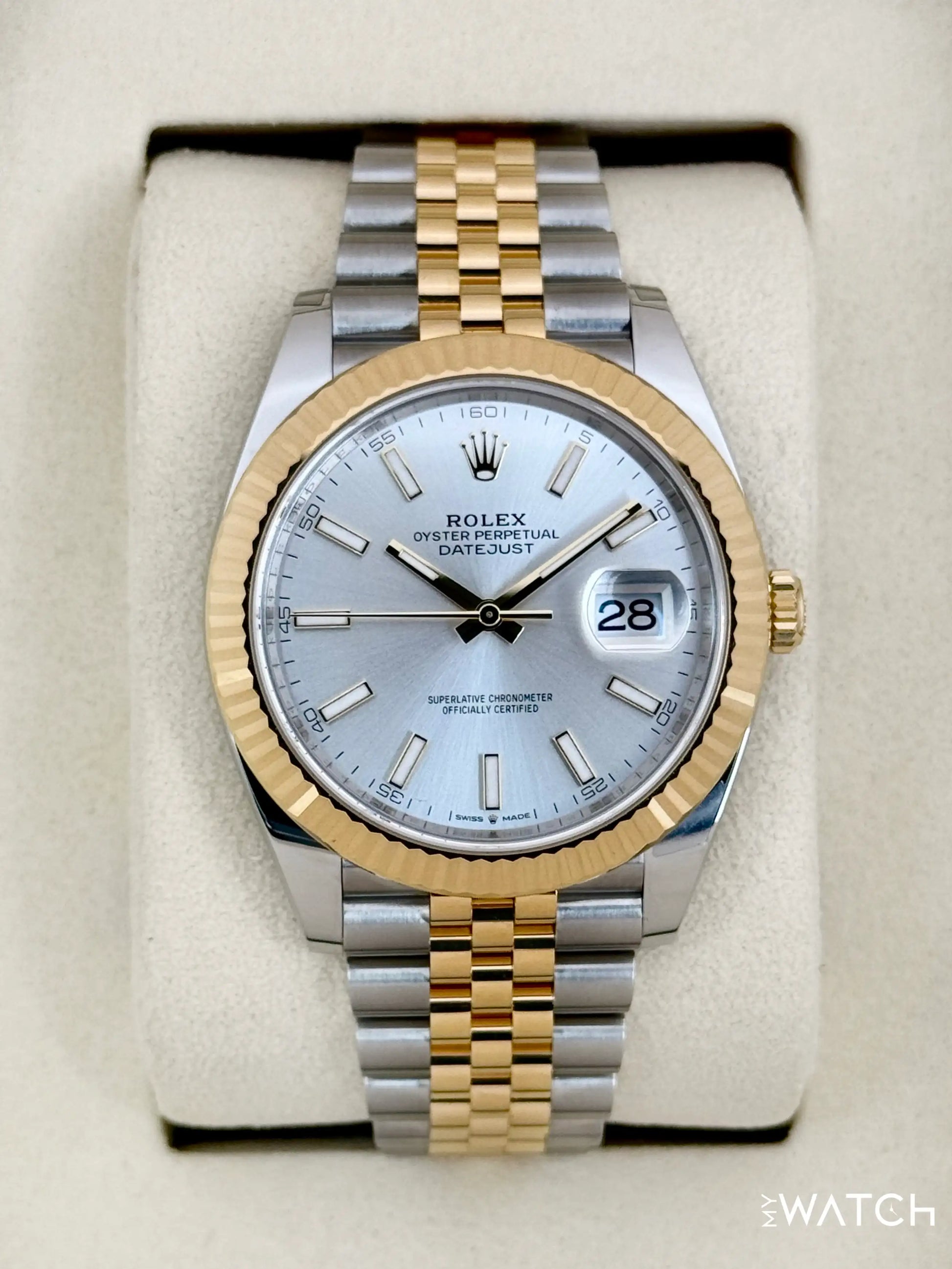 Relógio Date Just bicolor com mostrador branco e pulseira de aço e ouro