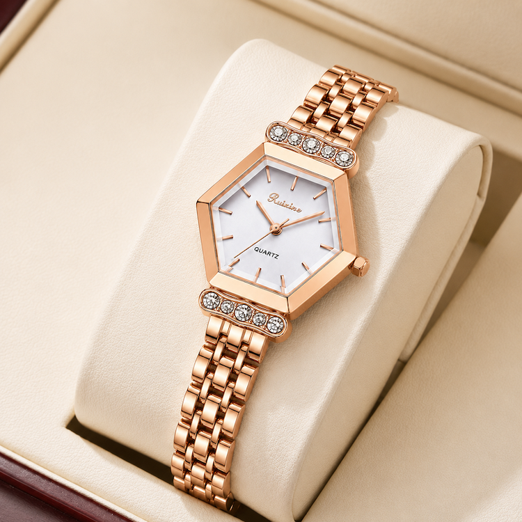 Relógio rosé com mostrador branco em caixa hexagonal, pulseira metálica e pedras