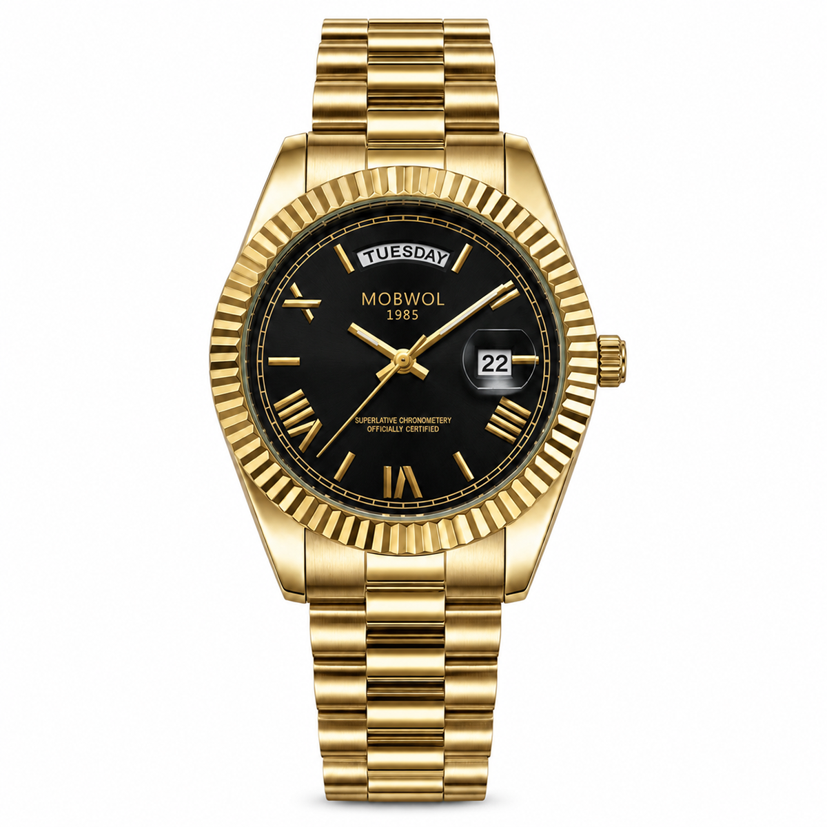 Relógio de pulso dourado com mostrador preto e pulseira metálica