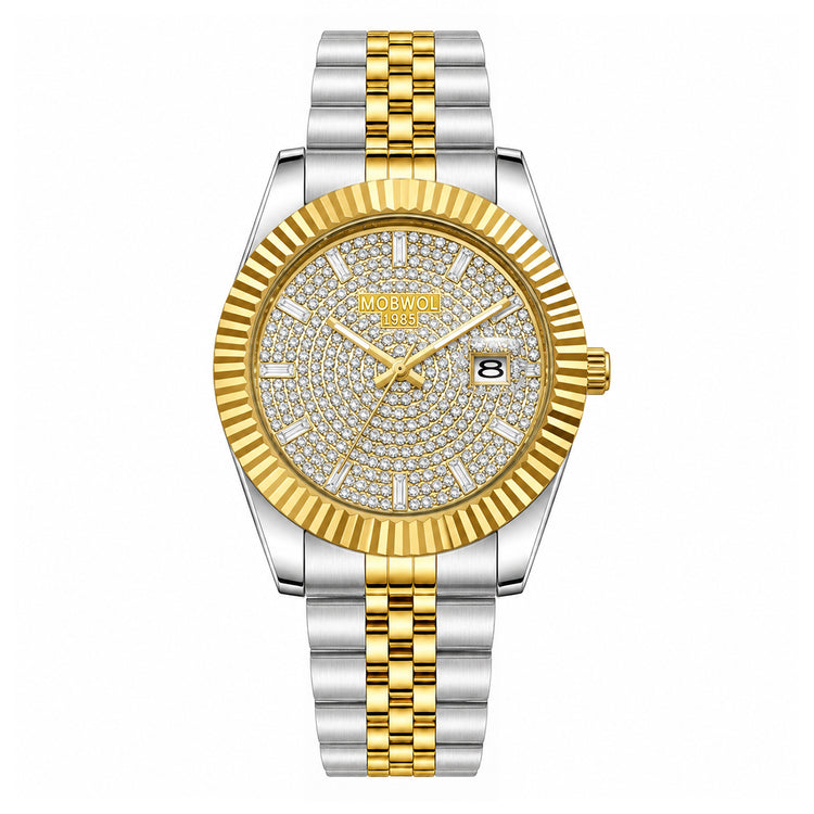Relógio de pulso dourado e prata com mostrador cravejado e pulseira metálica