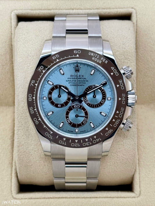 Relógio Daytona com mostrador azul gelo e pulseira de aço, cronógrafo automático
