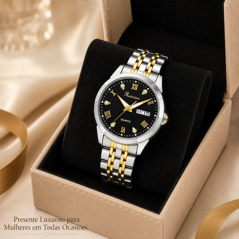 Relógio analógico com mostrador preto e pulseira bicolor prateada e dourada na caixa.