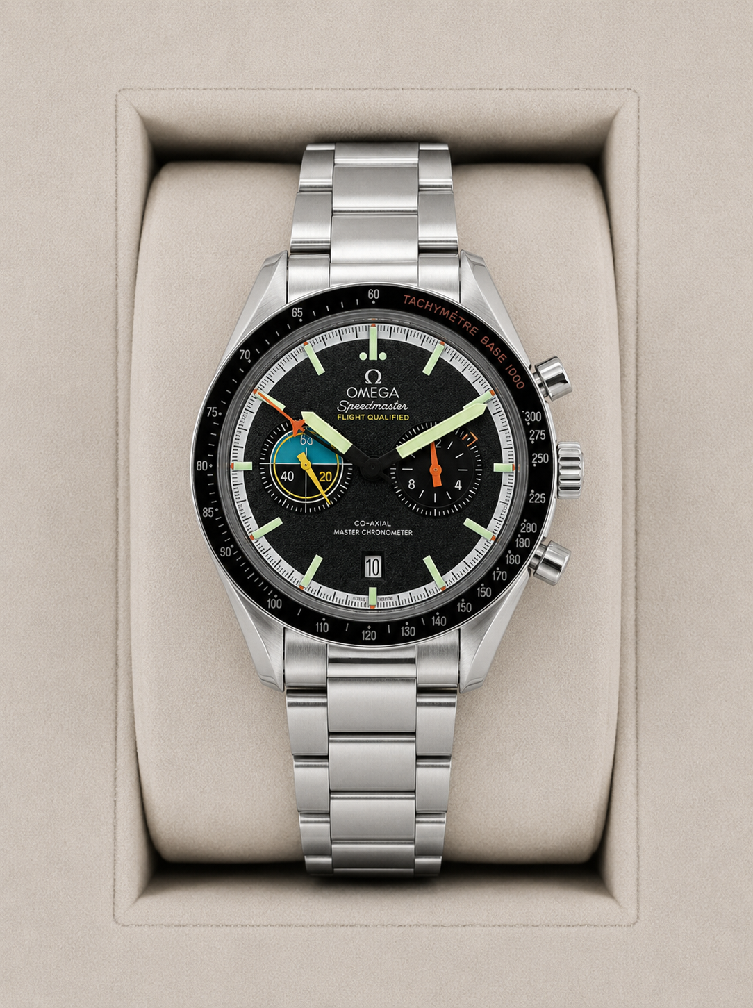 Relógio Omega Speedmaster Pilot automático 40 mm com mostrador preto e pulseira de aço