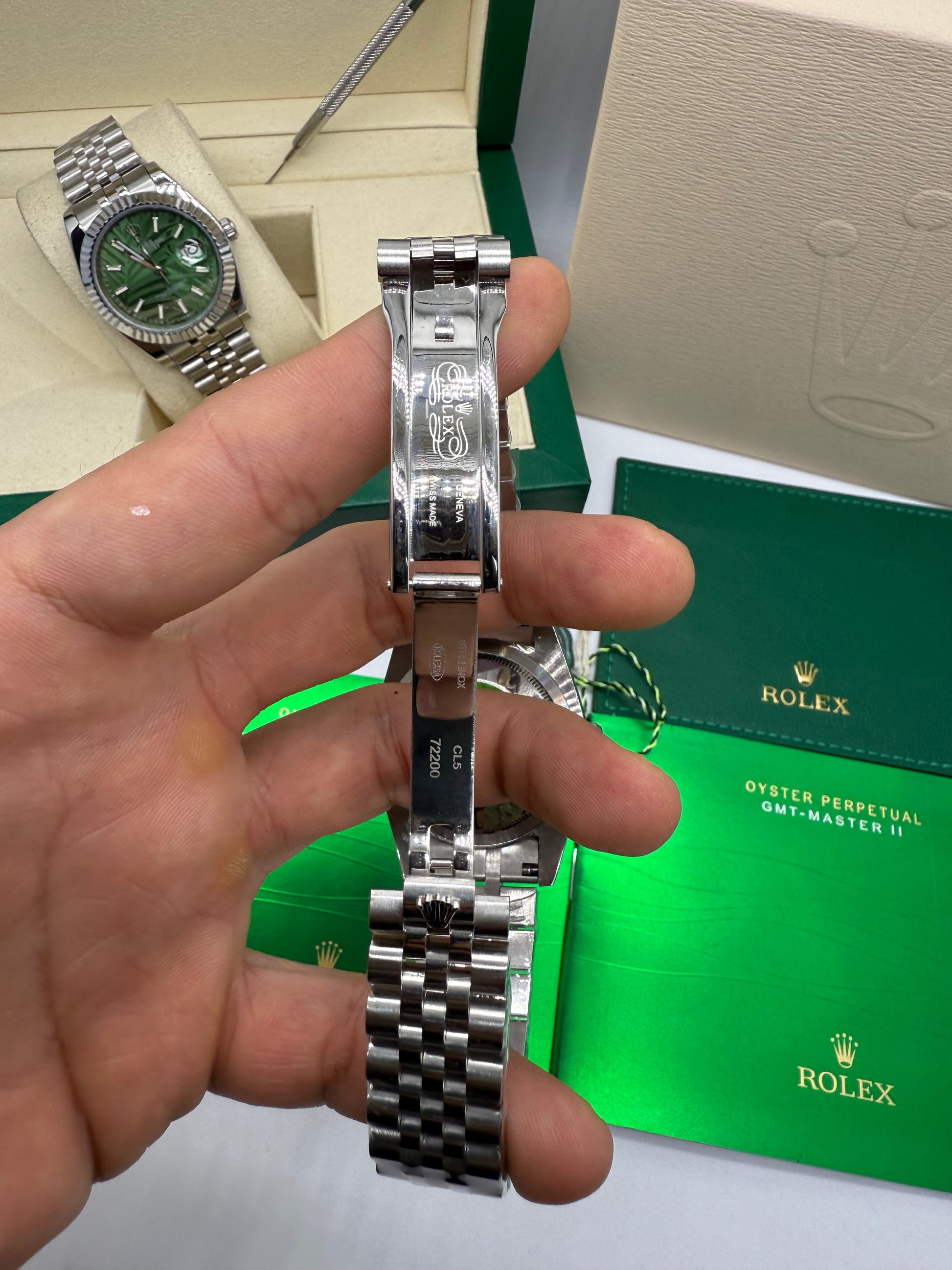 Relógio Datejust de aço com pulseira Jubilee e fivela, mostrador azul