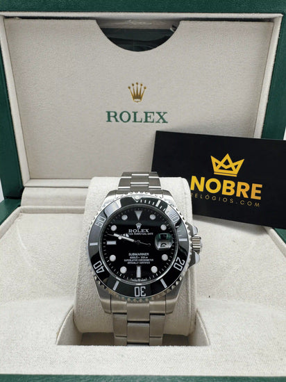 Relógio Rolex Submariner Date automático em caixa com almofada e embalagem verde